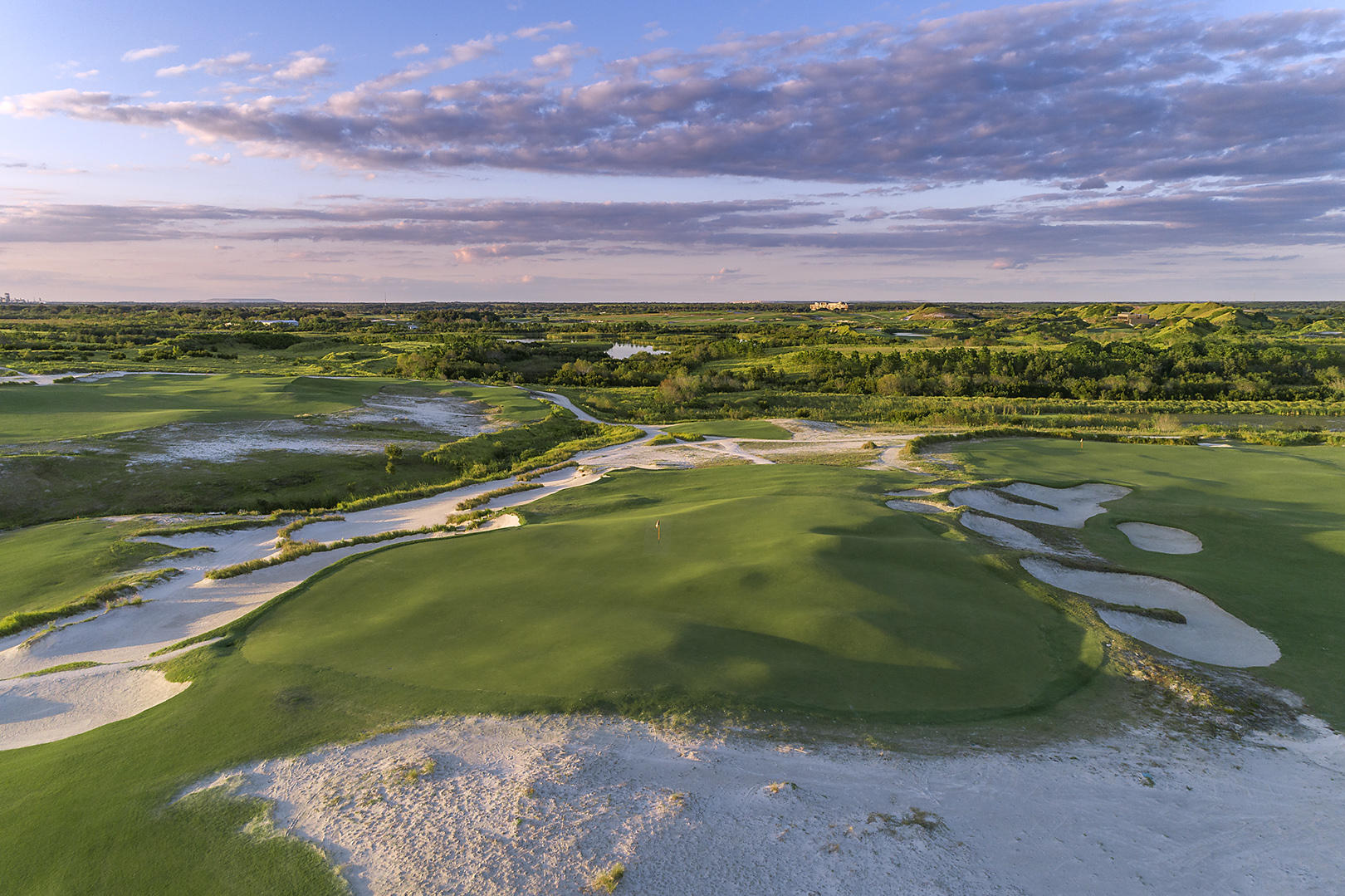 Streaming Resort Black No 5 Bowling Green, FL.